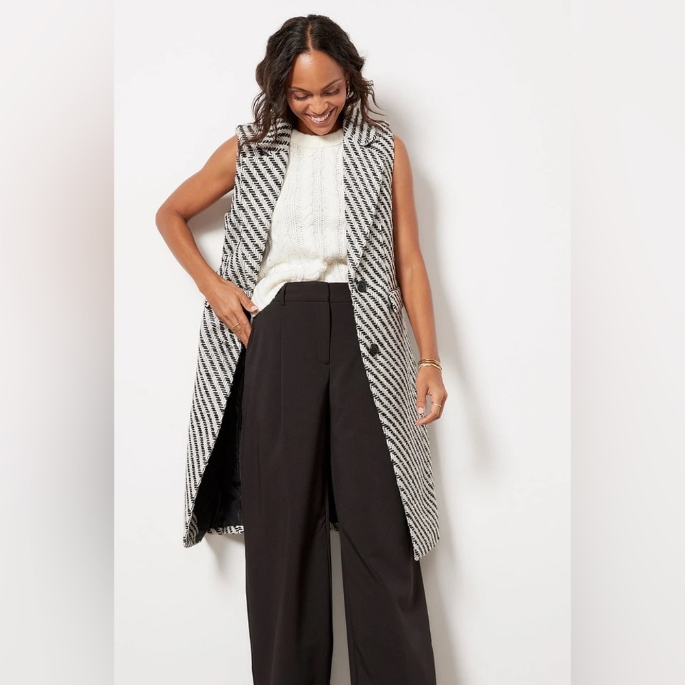 Evereve Black and White Striped Sleeveless Vest, Sz XL
